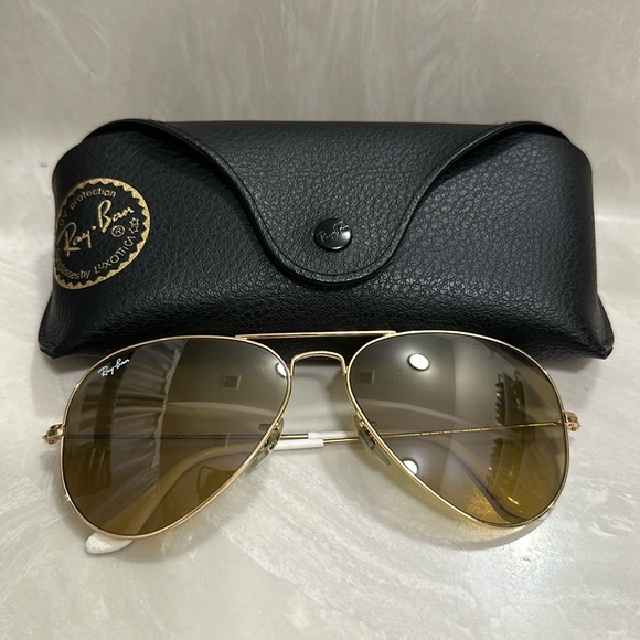 Ray Bans Aviator Sunglasses - Picture 1 of 6